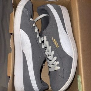 Puma women’s sneakers size 10